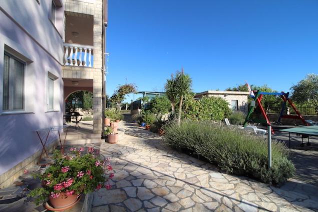 Apartments Helena Zadar ヴーシ エクステリア 写真