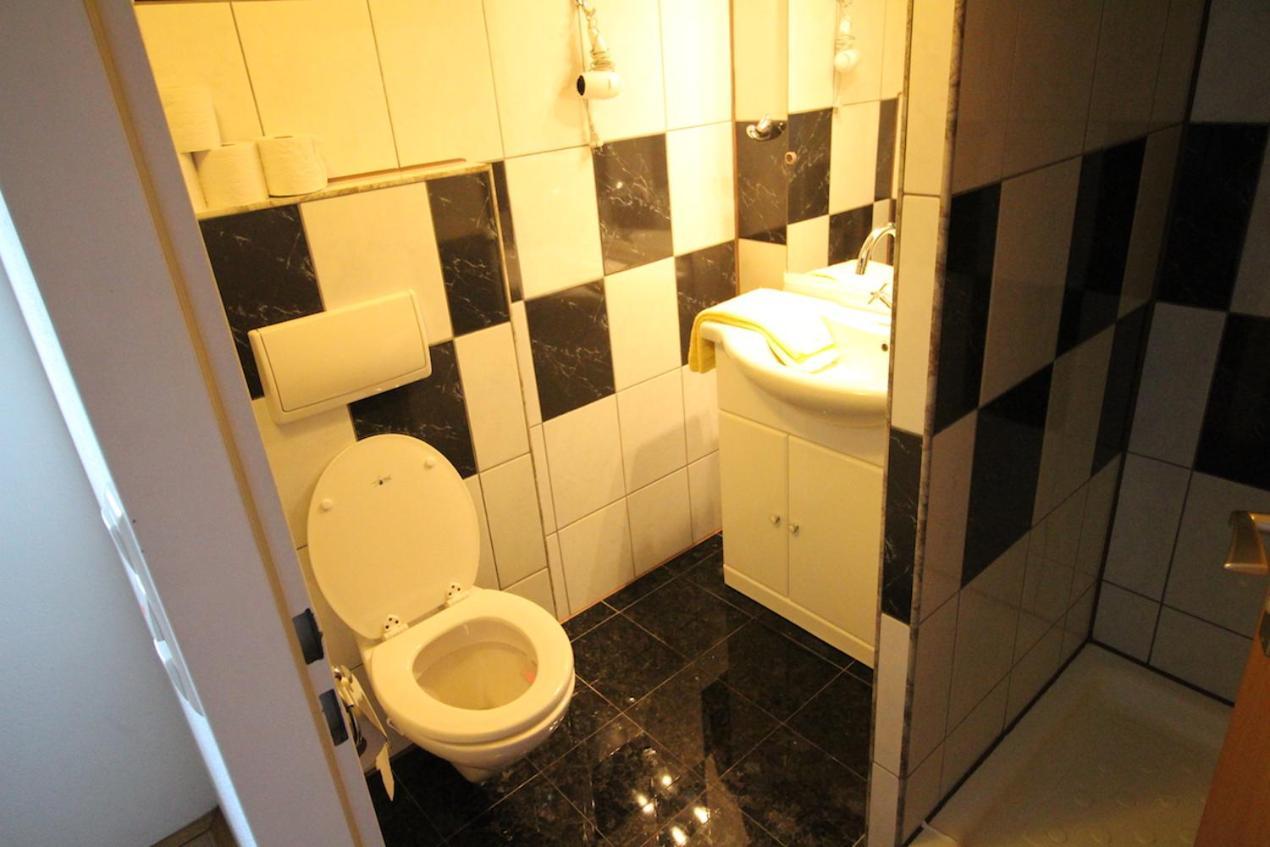 Apartments Helena Zadar ヴーシ エクステリア 写真